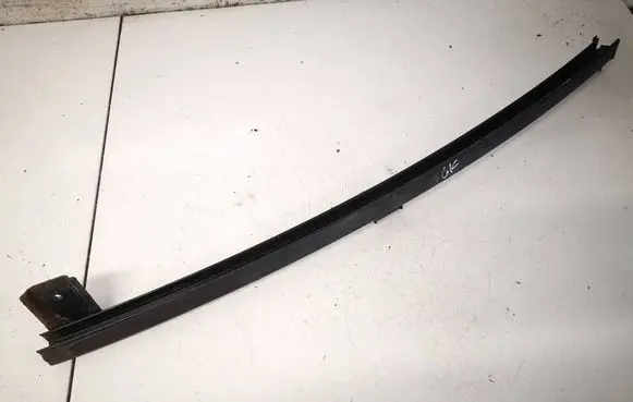 Honda Insight Rear door glass trim molding 
