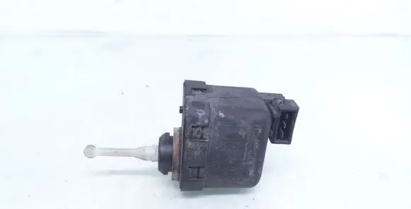 Headlight level adjustment motor