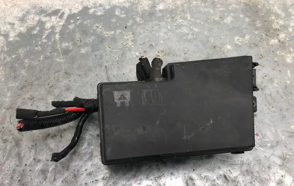 Volvo C30 Fuse box set 8688040BILI 8688040 8688039