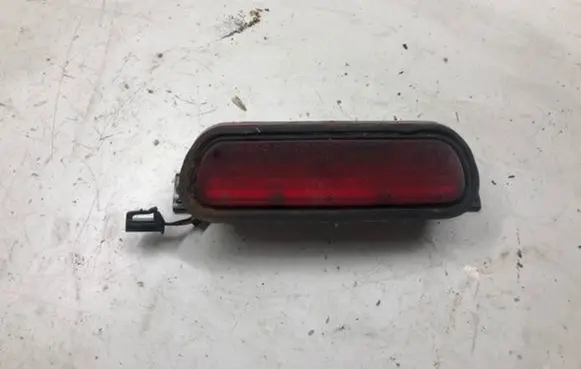 KIA Sorento Third/center stoplight
