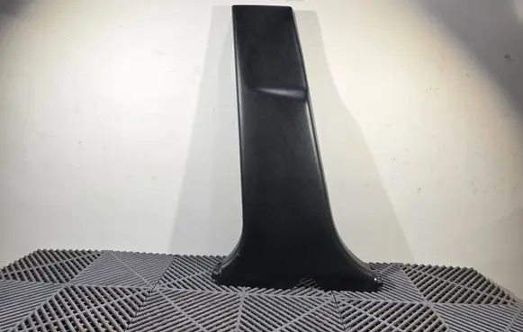 (B) pillar trim (bottom)