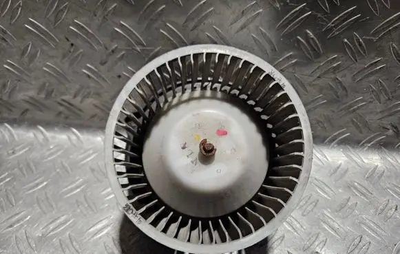 Hyundai Sonata Heater fan/blower 1940000311