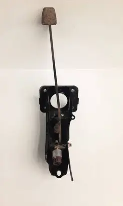 Toyota Land Cruiser (BJ70) Brake pedal 