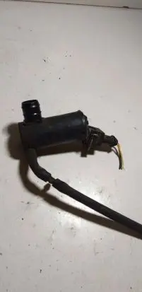 Volvo XC70 Windscreen/windshield washer pump 9169611 080210