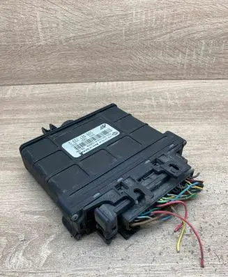 Ford Galaxy Engine control unit/module ECU 099927733Q 5DG007534