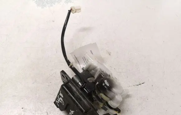 Mazda 5 Tailgate/trunk/boot lock/catch/latch