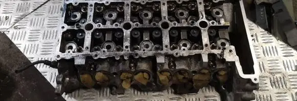 Engine head