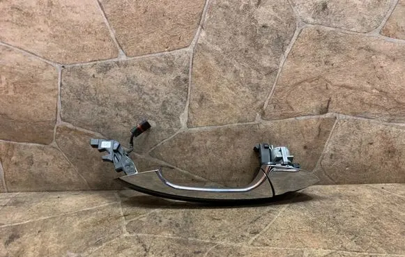 Mercedes-Benz GLS X166 Front door exterior handle A2047661925