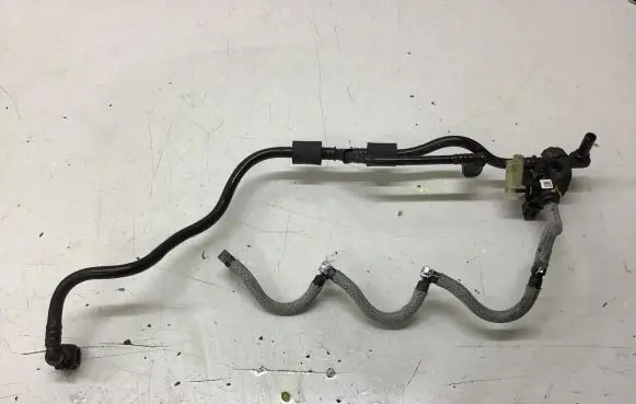 Nissan Qashqai Fuel return line/hose 
