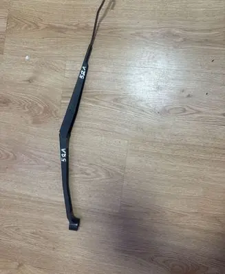 Toyota Avensis Verso Front wiper blade arm