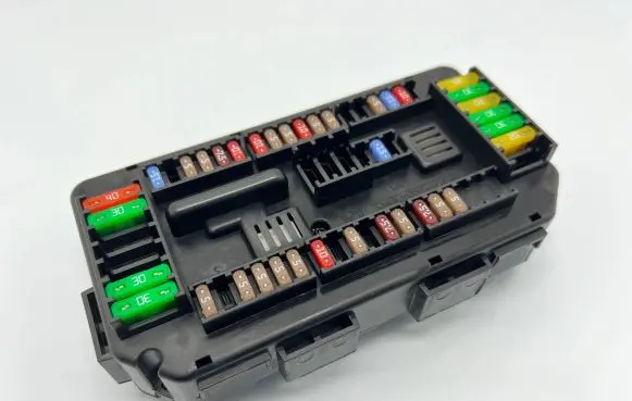 BMW 4 F36 Gran coupe Fuse box set 9389068 22062016 19549000001