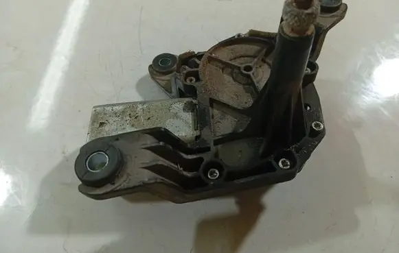 Opel Zafira B Rear window wiper motor 53025212