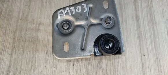 Skoda Octavia Mk4 Engine bonnet/hood lock/latch loop/hook 5E3823185A