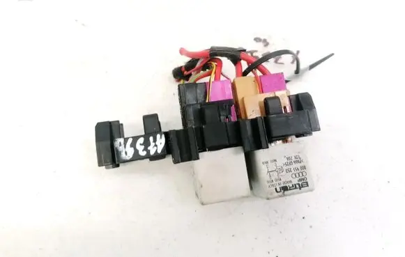 Audi A6 S6 C6 4F Fuse box set 4F1937503A