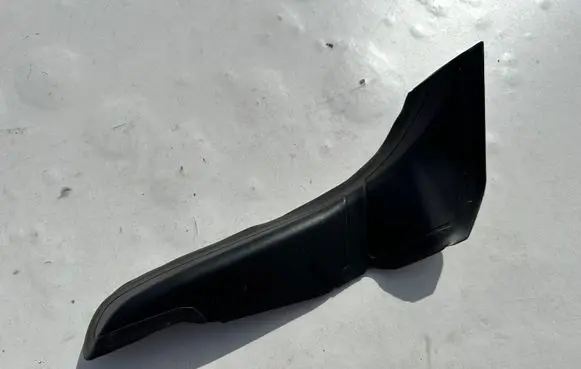 BMW 5 G30 G31 G38 Tailgate trim 630371