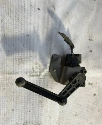 BMW 6 E63 E64 Headlight/headlamp level sensor 6776605