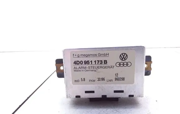 Audi A4 S4 B5 8D Alarm control unit/module 4D0951173B