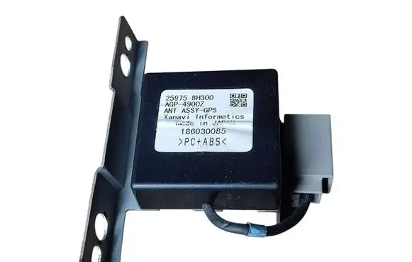 Nissan X-Trail T30 Aerial antenna amplifier 259758H300