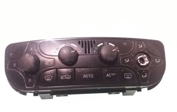 Mercedes-Benz C W203 Climate control unit A2098300085 9140010497