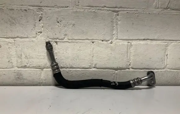 BMW 5 E60 E61 Oil cooling pipe 7560979