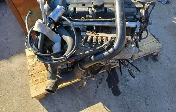 Volvo XC70 Engine B5254T 3696483
