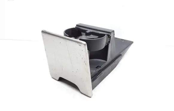 Volvo XC90 Cup holder 8674938
