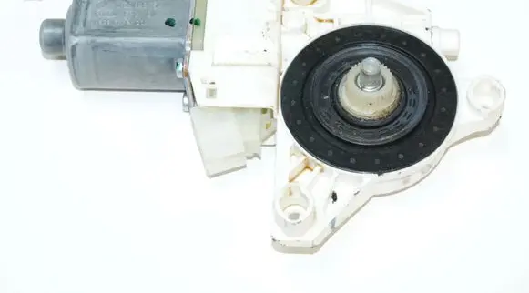 Mercedes-Benz GL X166 Front door window regulator motor A1669060201