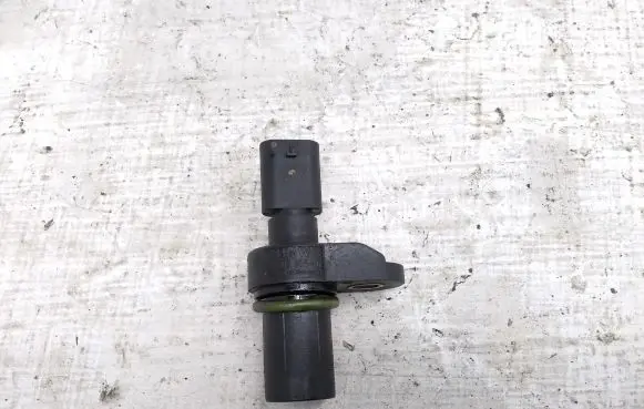 BMW 5 GT F07 Camshaft position sensor 7803093