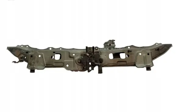 Toyota Yaris Radiator support slam panel