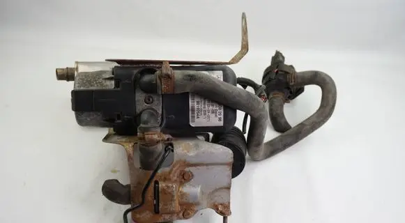 Mercedes-Benz E W212 Auxiliary pre-heater (Webasto) A2125060498 A2125002098 901975A