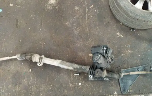 Mercedes-Benz A W169 Steering rack