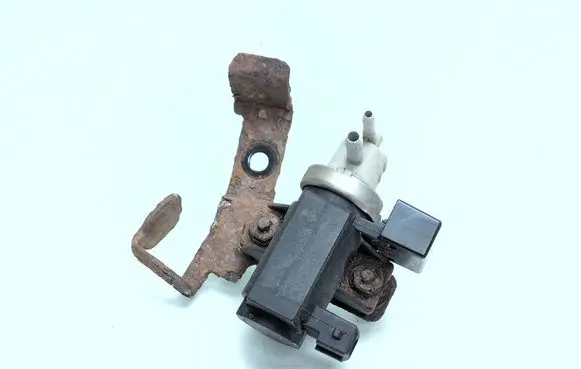 Opel Astra H Turbo solenoid valve 55558101 70052703