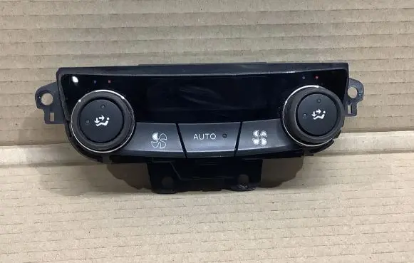 Peugeot 508 Climate control unit 9677353XT