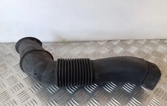 BMW 7 E65 E66 Air intake hose/pipe 7789131