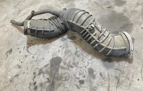 Renault Espace - Grand espace IV Air intake hose/pipe 8200586979