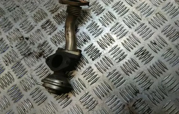 Volvo V70 EGR valve 074131525F