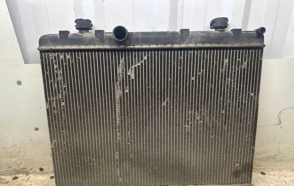 Peugeot 407 Coolant radiator