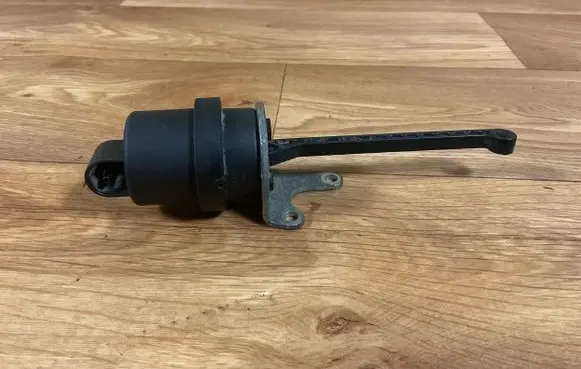 Opel Insignia A Valve vacuum 4010992