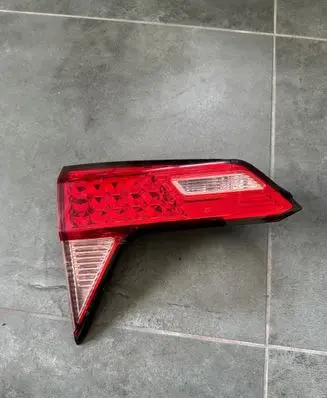Honda HR-V Tailgate rear/tail lights