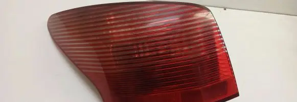 Peugeot 407 Rear/tail lights 03035