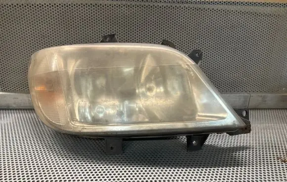 Mercedes-Benz Sprinter W901 W902 W903 W904 Headlight/headlamp