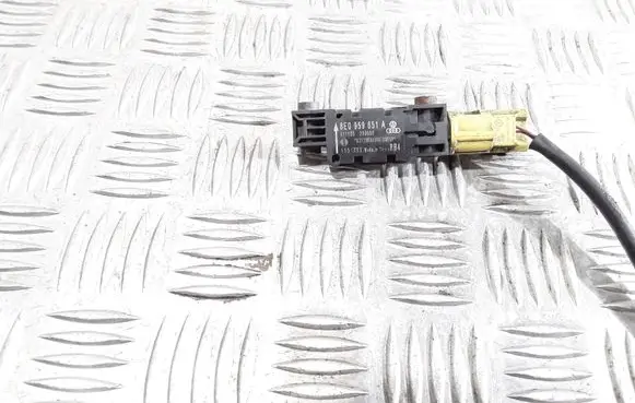 Audi A4 S4 B7 8E 8H Airbag deployment crash/impact sensor 8E0959651A