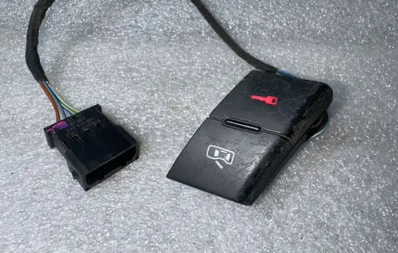 Central locking switch button