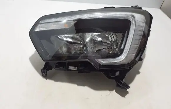 Renault Master III Headlight/headlamp 260607867R