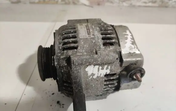 Suzuki Jimny Generator/alternator 3140080G1 102211260D