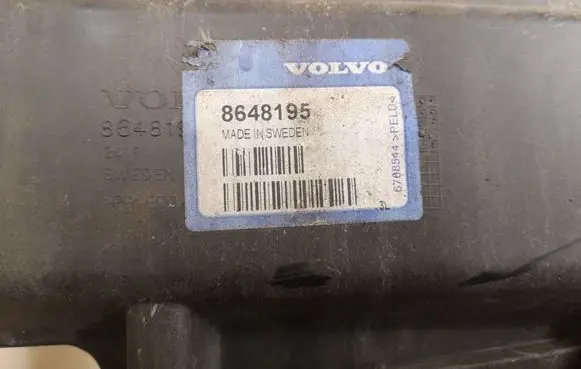 Volvo V70 Rear bumper mounting bracket 8648195 2419