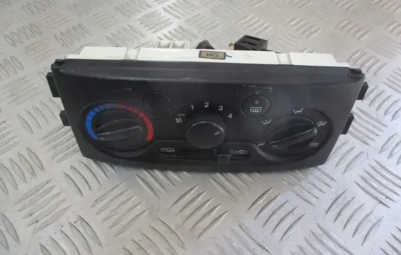 Chevrolet Aveo Interior fan control switch 