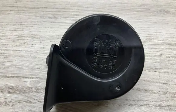Mercedes-Benz SL AMG R129 Horn signal 0045424120