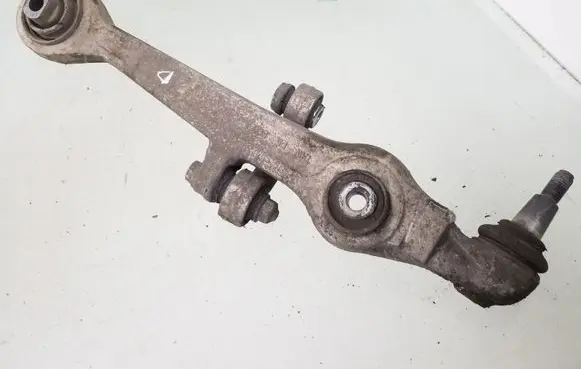Volkswagen PASSAT B5.5 Front control arm