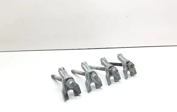 BMW 5 E60 E61 Fuel Injector clamp holder 
